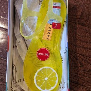 Summer sandals, yellow, size 7